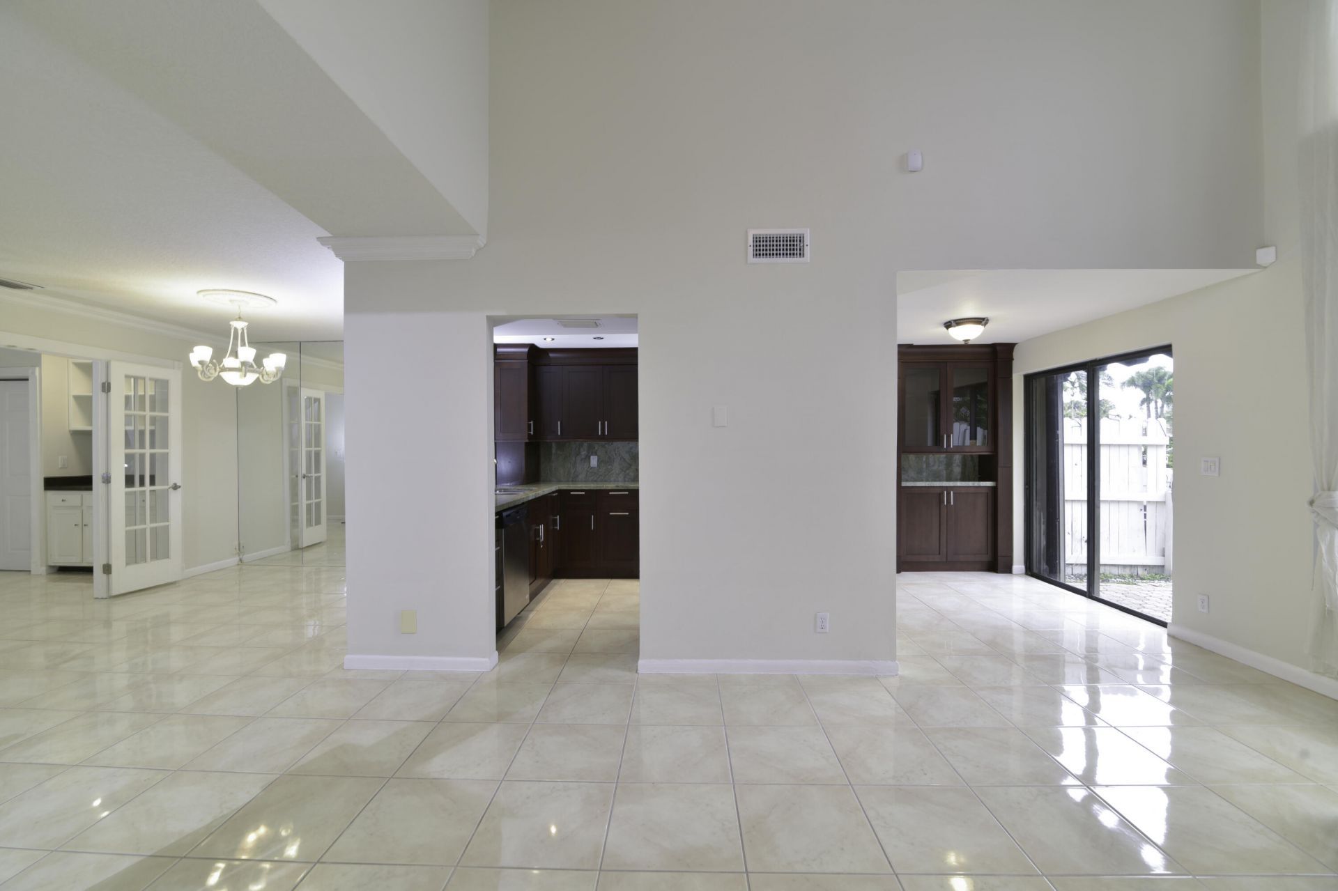 6595 Parkview Drive, Unit F, Boca Raton, FL 33433 Photo