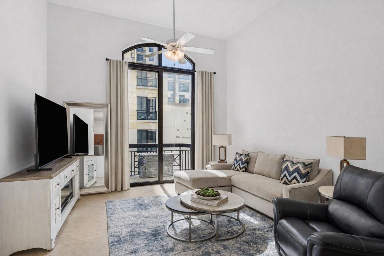 701 S Olive Avenue, Unit 305, West Palm Beach, FL 33401 Photo