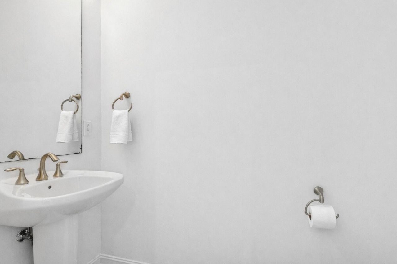 701 S Olive Avenue, Unit 305, West Palm Beach, FL 33401 Photo