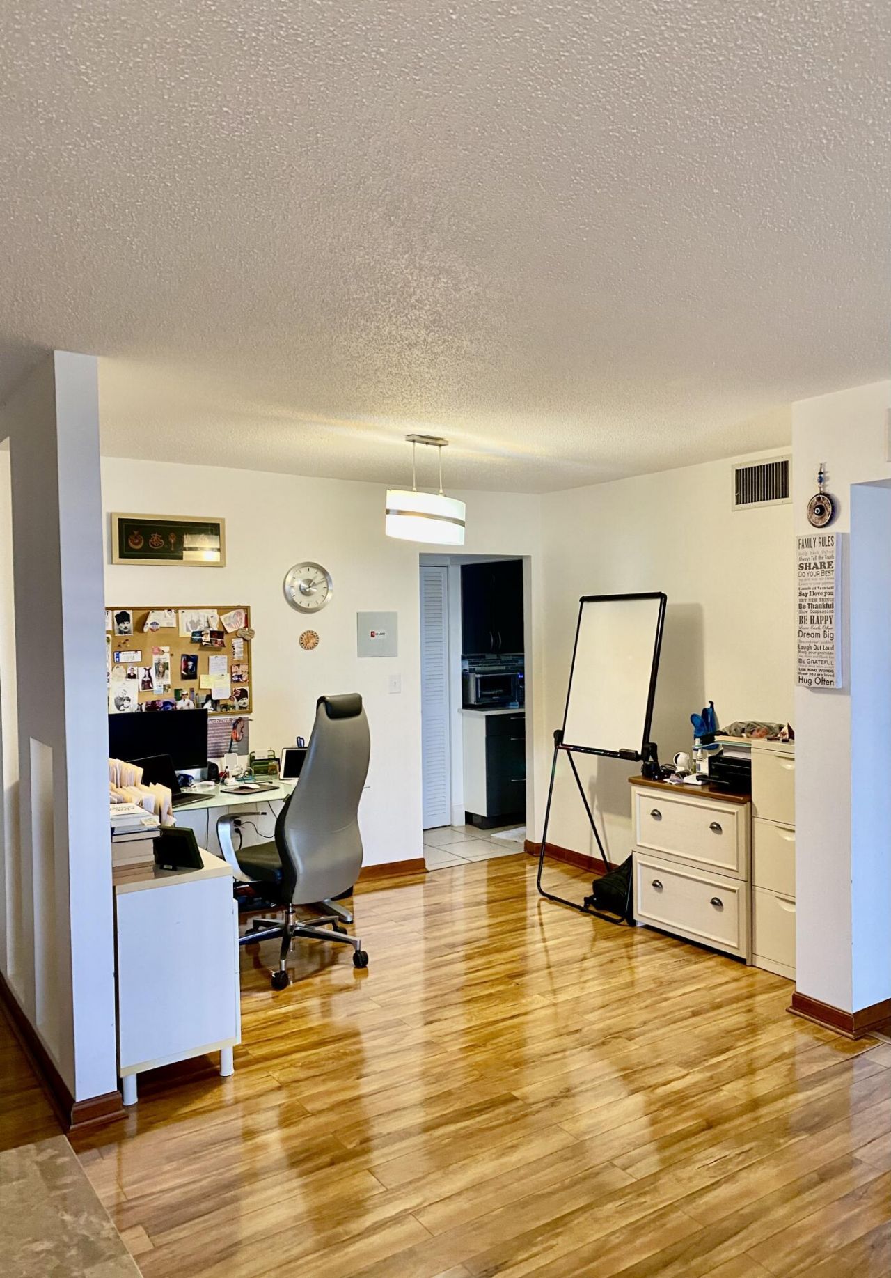 1750 NE 191st Street, Unit 600, Miami, FL 33179 Photo