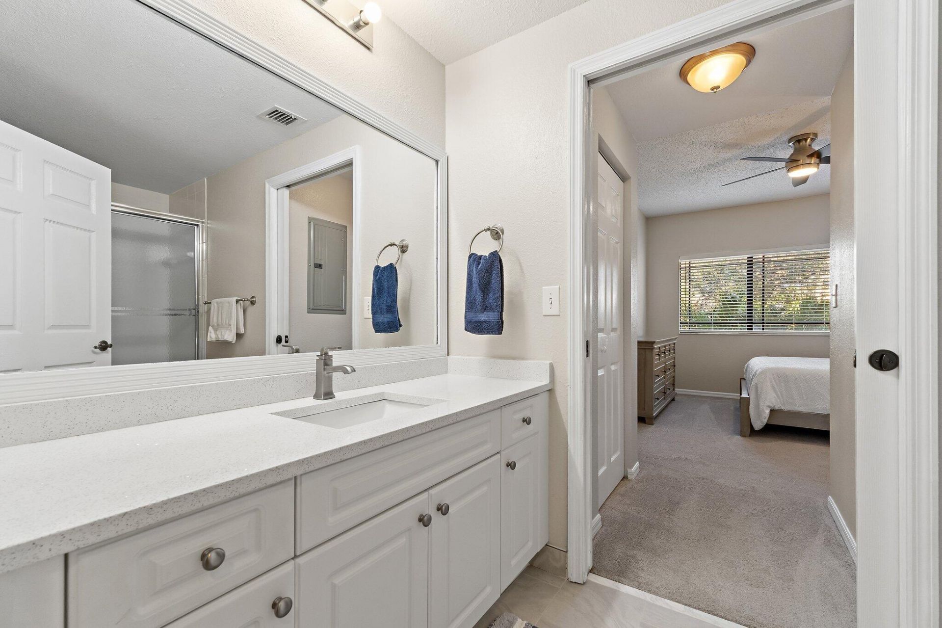 2809 Amalei Drive, Unit 203, Palm Beach Gardens, FL 33410 Photo