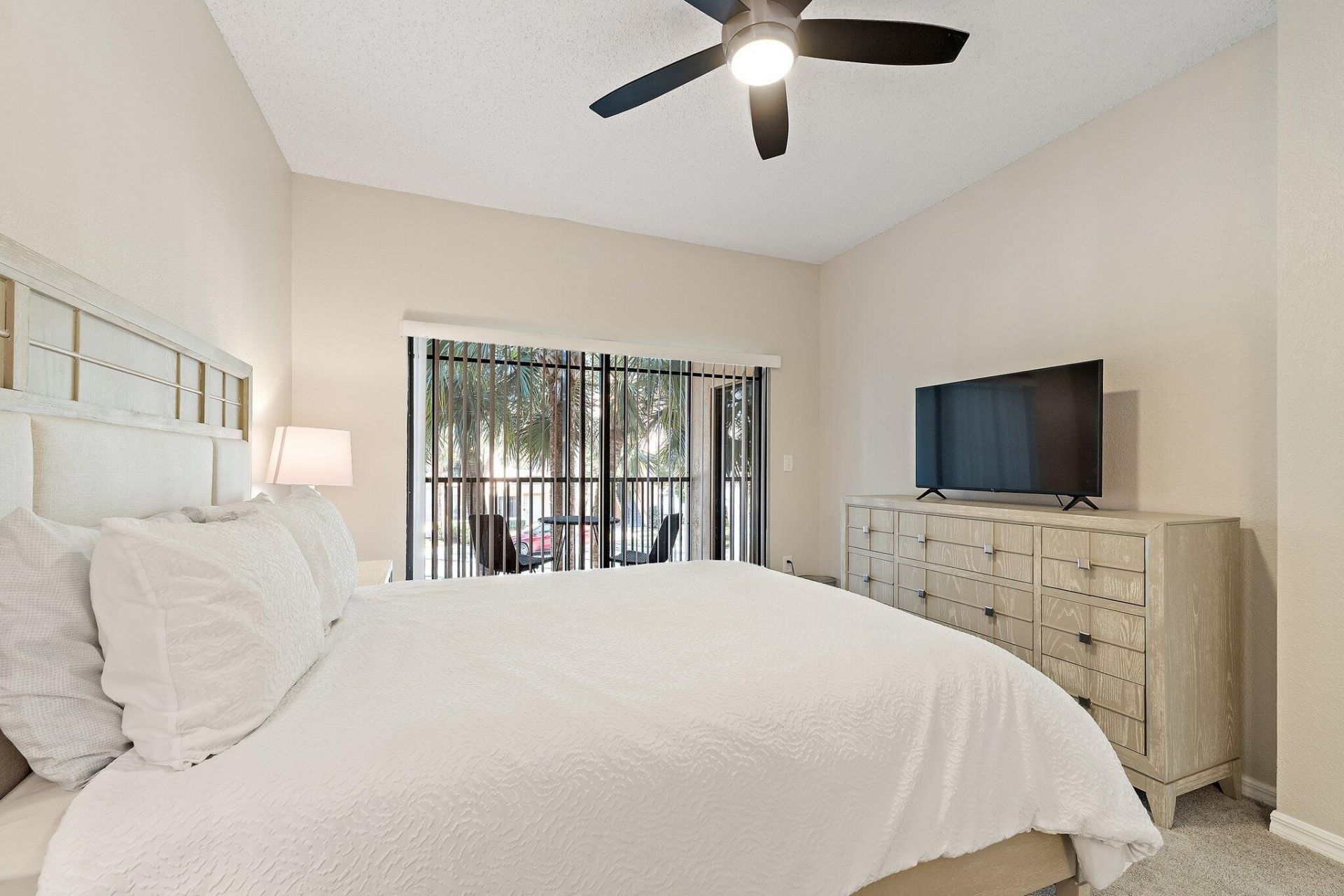 2809 Amalei Drive, Unit 203, Palm Beach Gardens, FL 33410 Photo