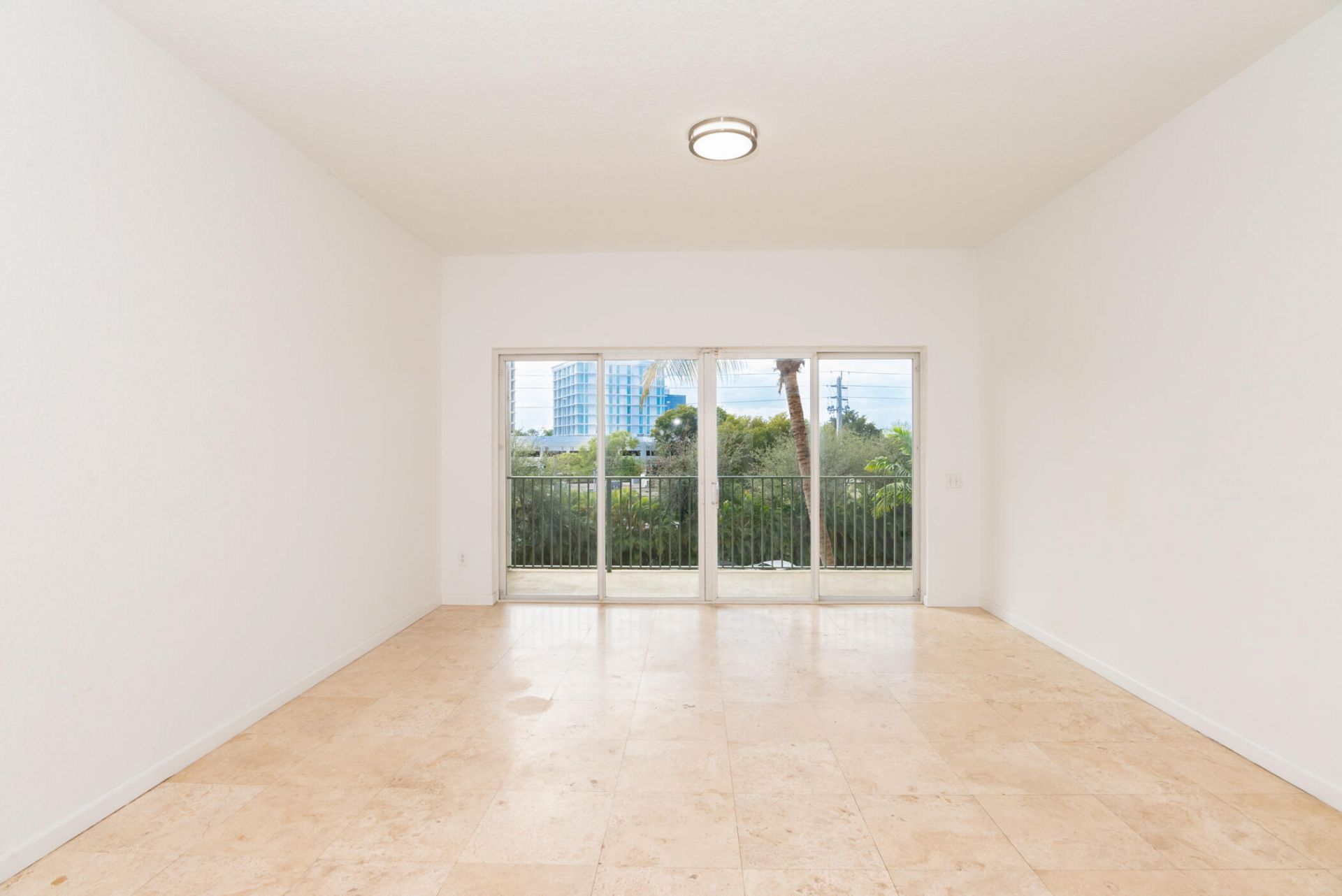 1650 Presidential Way, Unit 306, West Palm Beach, FL 33401 Photo