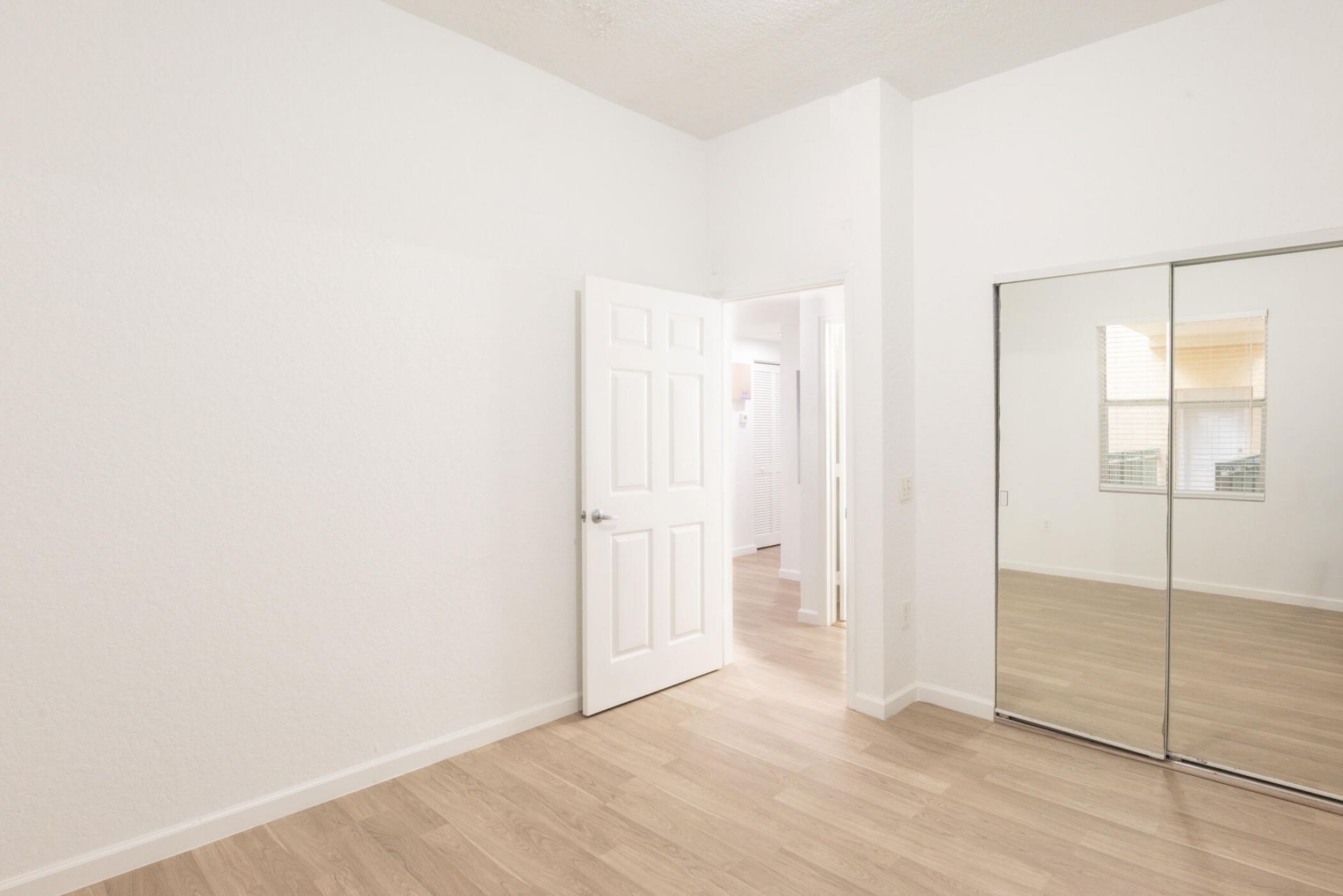 1650 Presidential Way, Unit 306, West Palm Beach, FL 33401 Photo