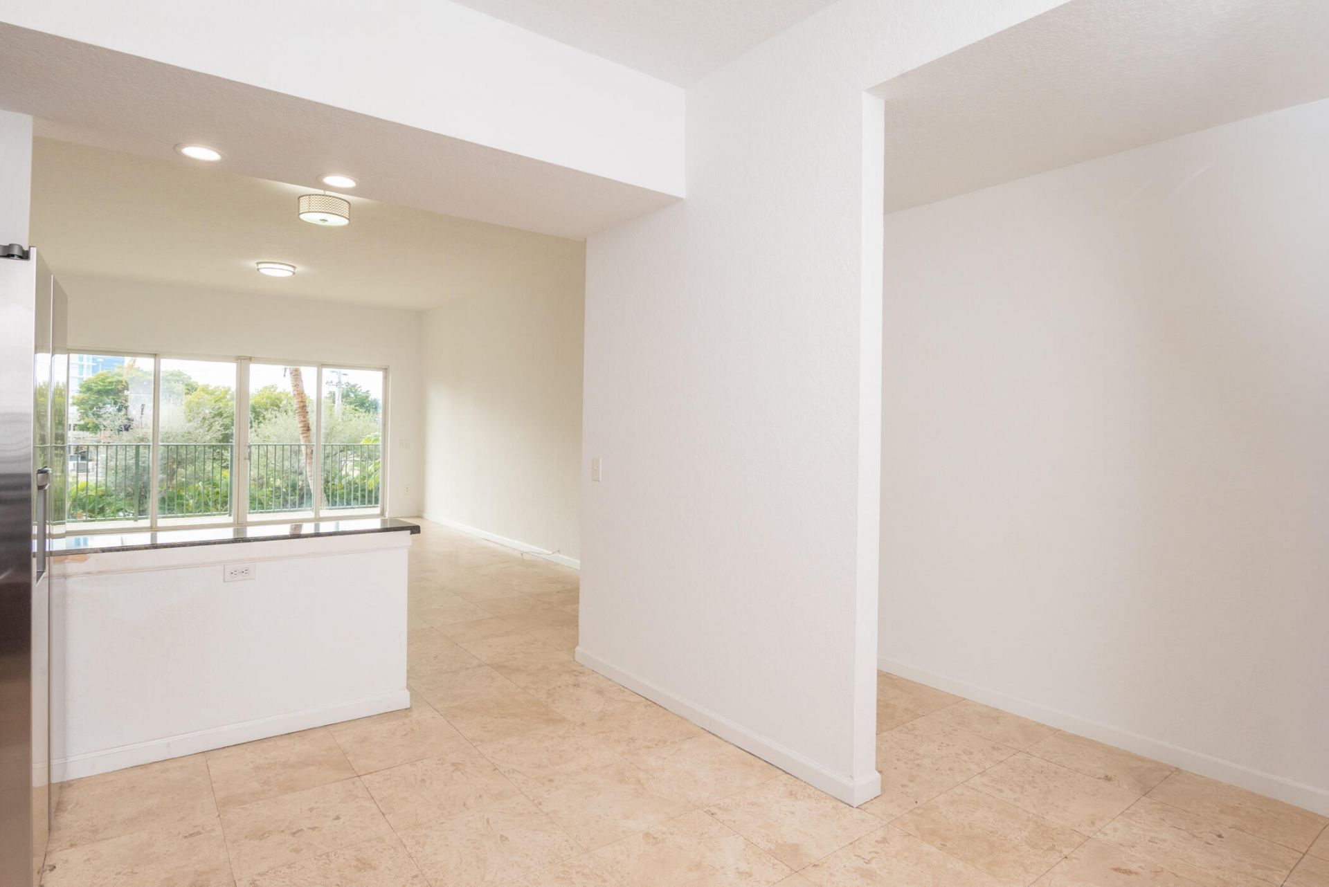 1650 Presidential Way, Unit 306, West Palm Beach, FL 33401 Photo