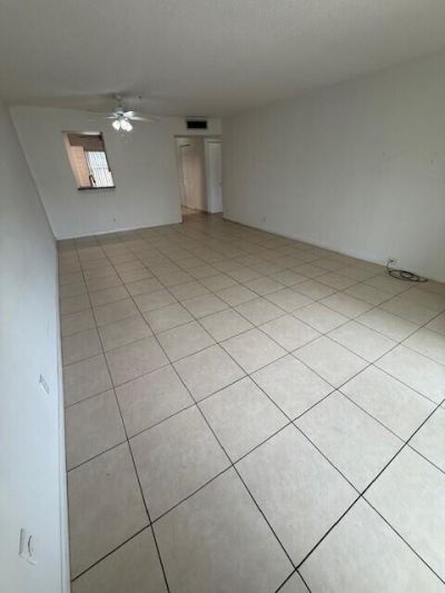 370 NW 76th Avenue, Unit 203, Margate, FL 33063 Photo