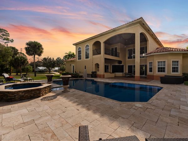 14471 Paddock Drive, Wellington, FL 33414