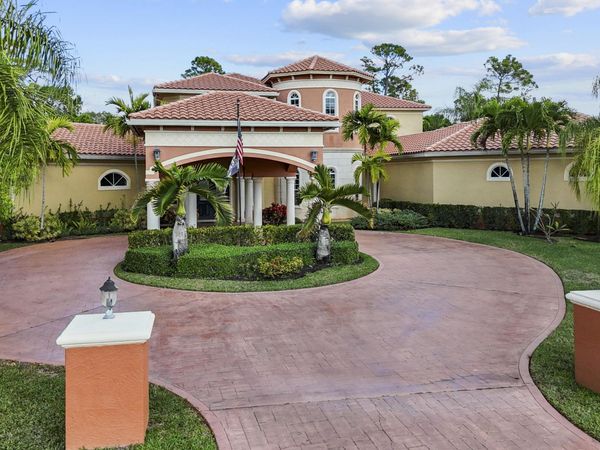 14471 Paddock Drive, Wellington, FL 33414