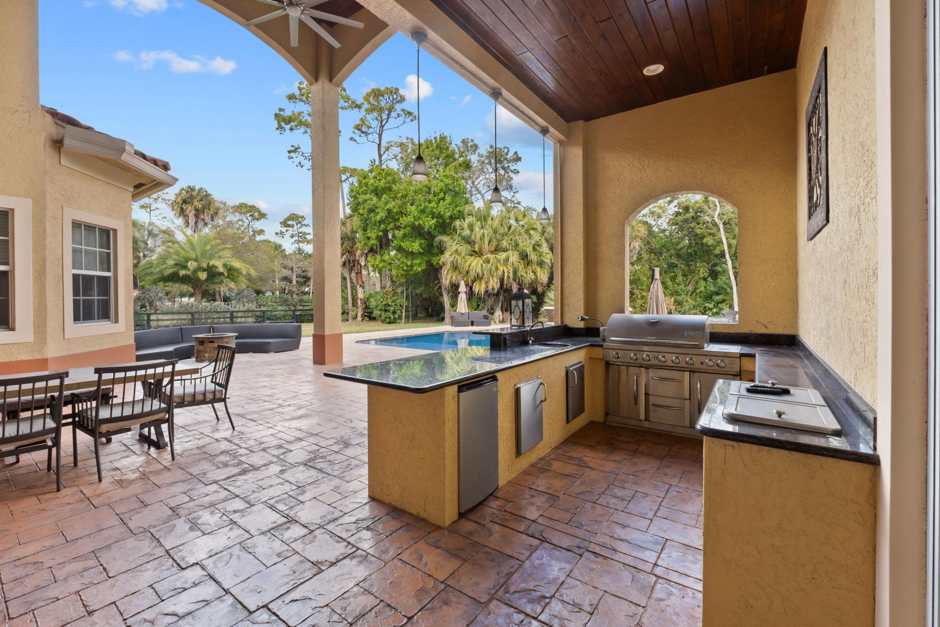 14471 Paddock Drive, Wellington, FL 33414 Photo