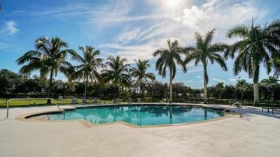 199 SE Via Sangro, Port Saint Lucie, FL 34952 Photo