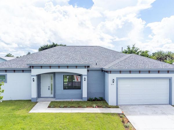 850 SW Abingdon Avenue, Port Saint Lucie, FL 34953