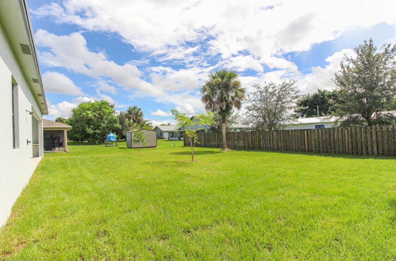 850 SW Abingdon Avenue, Port Saint Lucie, FL 34953 Photo