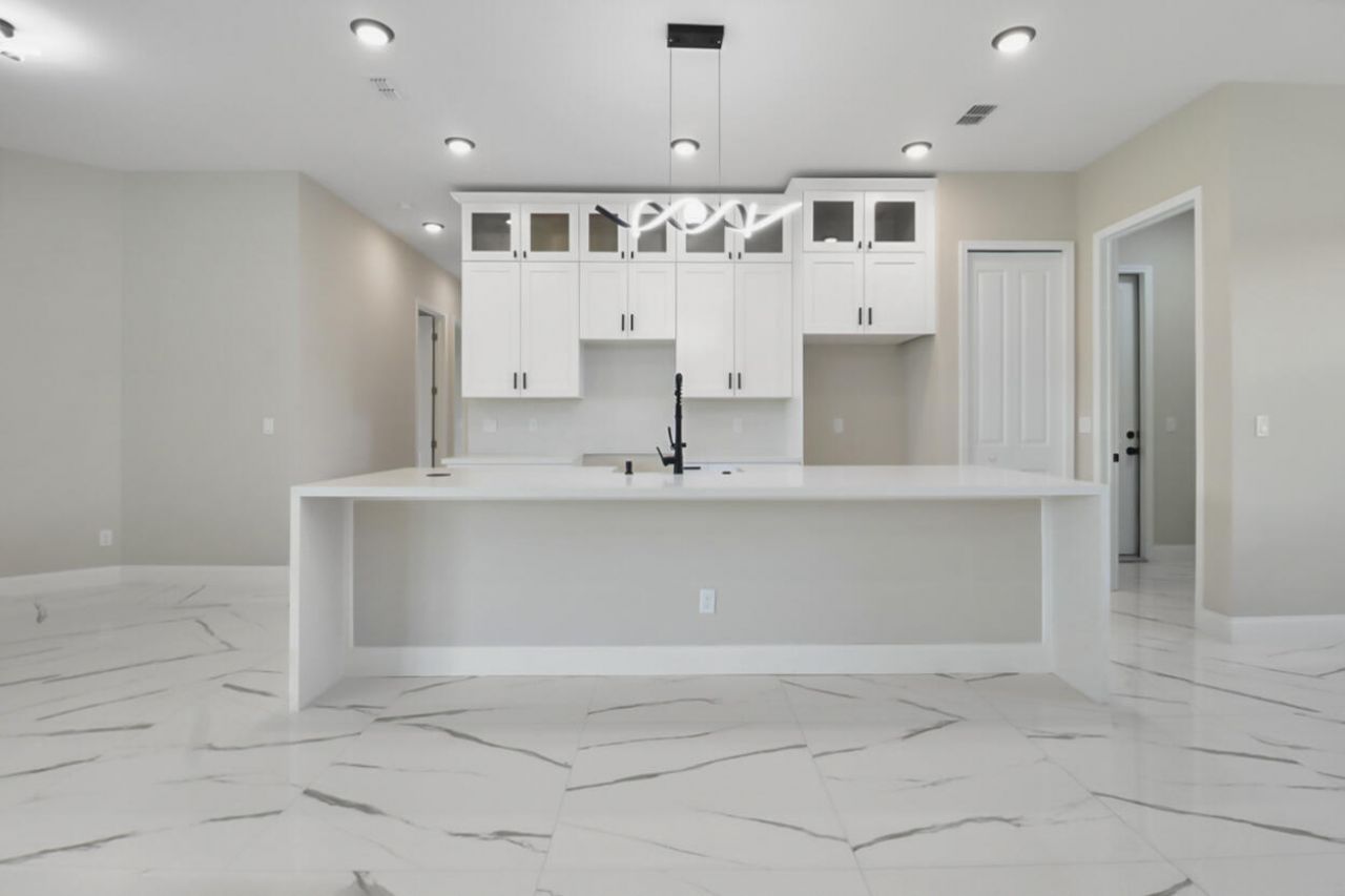 850 SW Abingdon Avenue, Port Saint Lucie, FL 34953 Photo