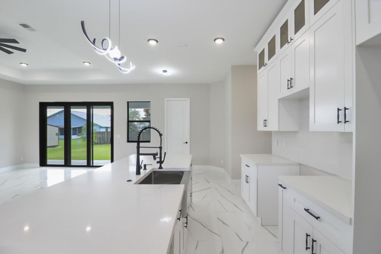 850 SW Abingdon Avenue, Port Saint Lucie, FL 34953 Photo