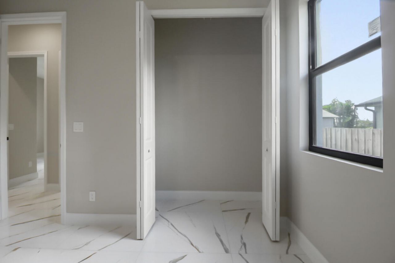 850 SW Abingdon Avenue, Port Saint Lucie, FL 34953 Photo