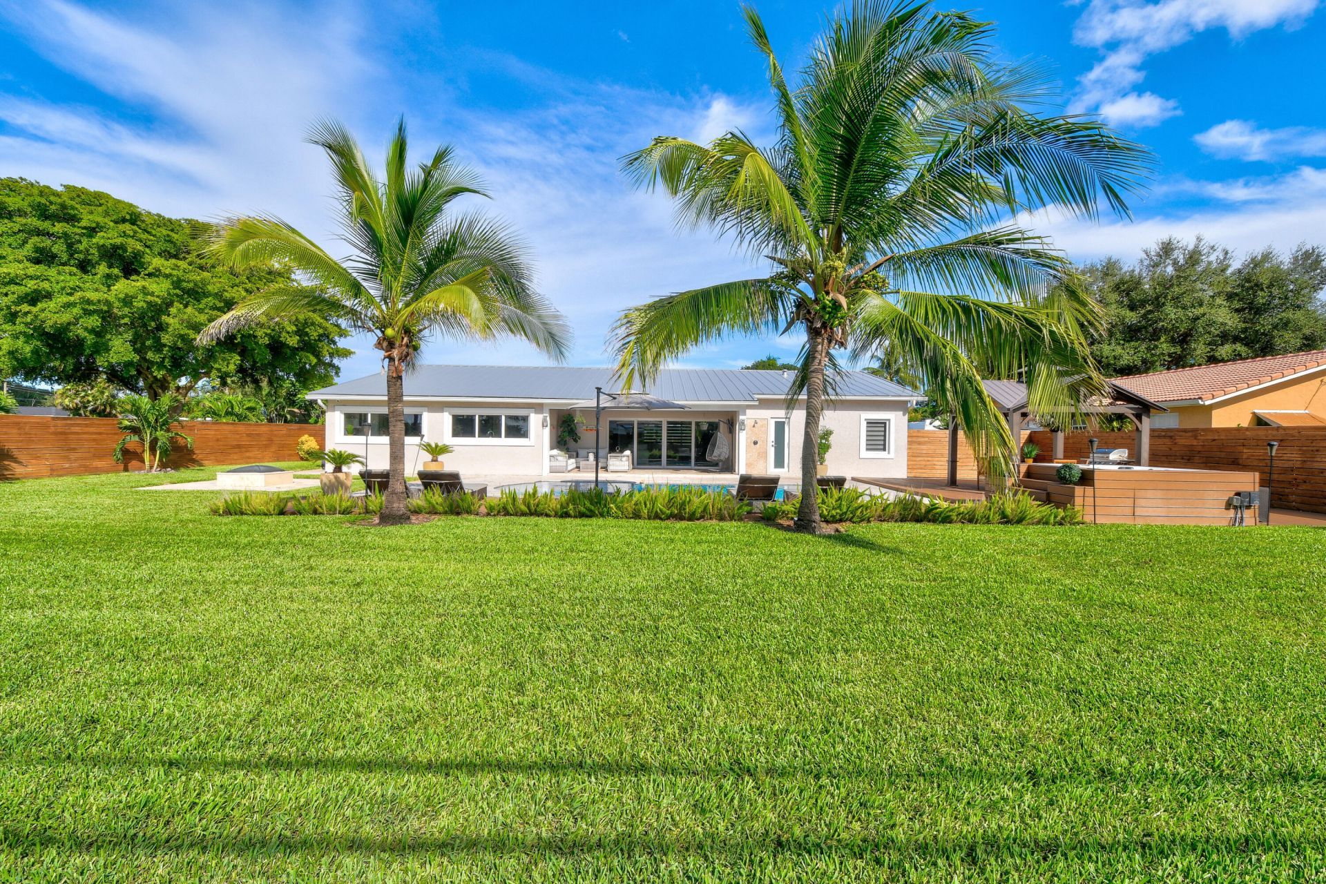 7101 W Lake Drive, Lake Clarke Shores, FL 33406 Photo