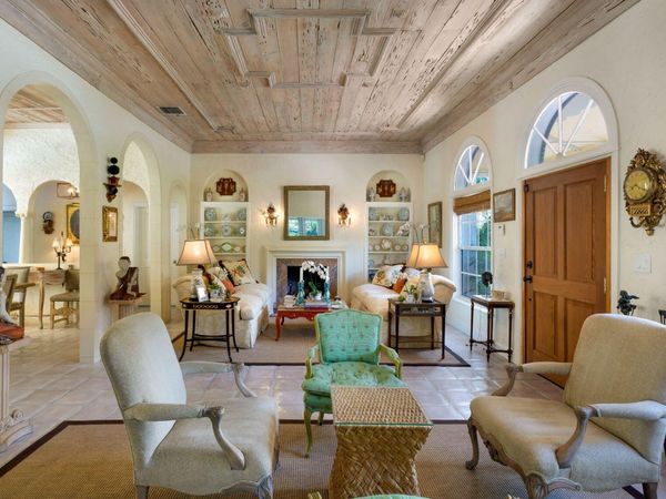 4210 Washington Road, West Palm Beach, FL 33405