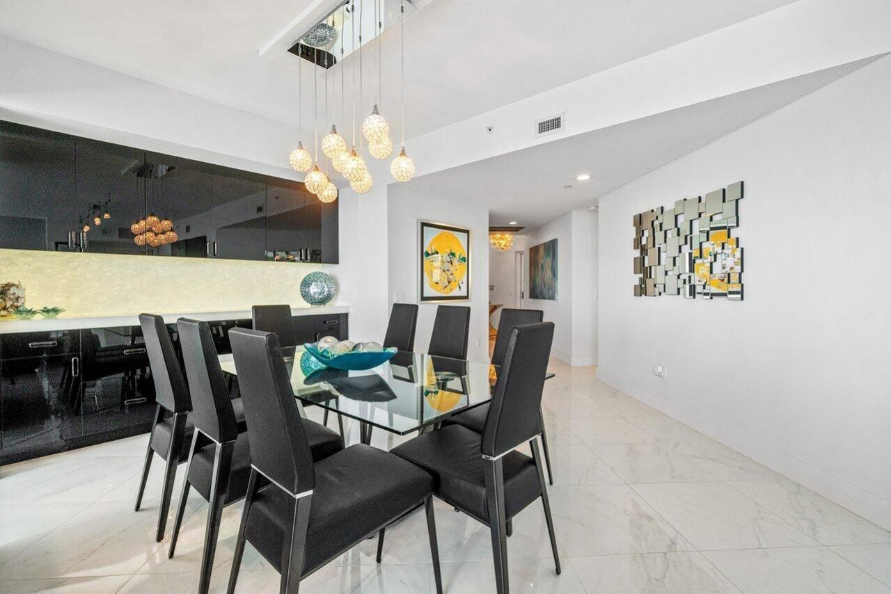 2640 Lake Shore Drive, Unit 2307, Riviera Beach, FL 33404 Photo