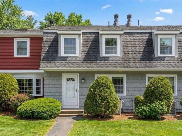 63 Prescott Drive, Unit 63, Chelmsford, MA 01863