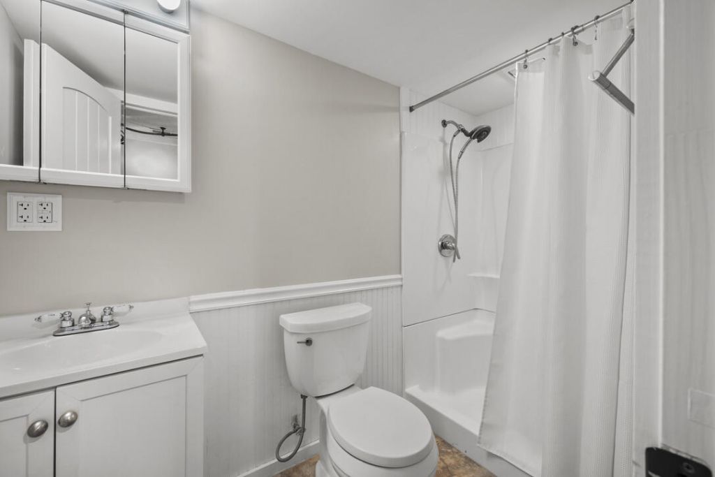 2332 Cooper Store Road Photo 23