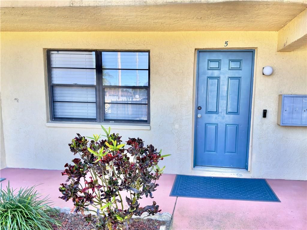 1104 SE 8th St, Unit 5, Cape Coral, FL 33990 Photo