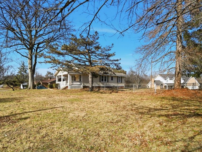 564 Cloverdale Avenue, Springdale, OH 45246 Photo 21