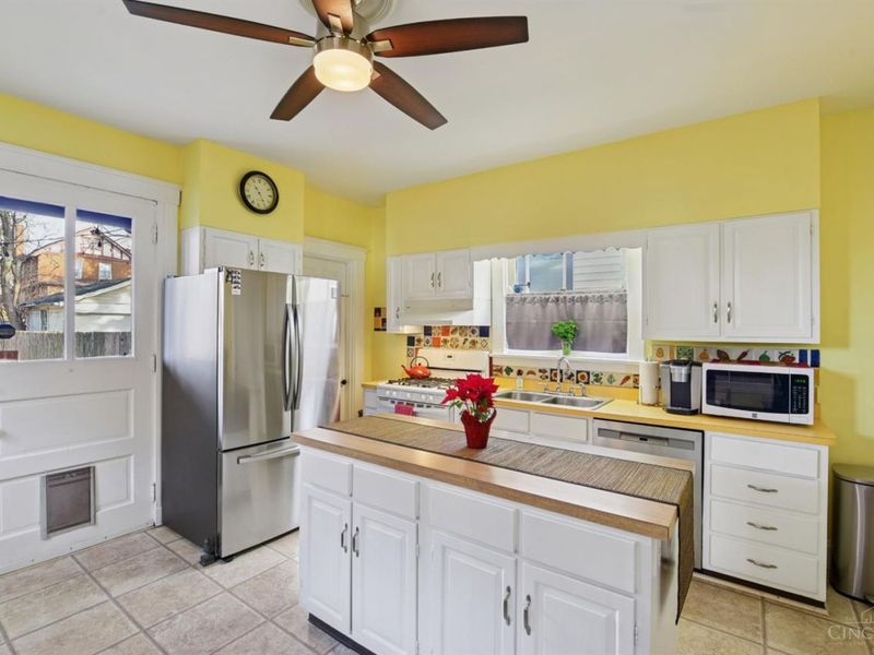 3028 Montclair Avenue, Cincinnati, OH 45211 Photo 15