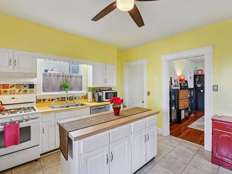 3028 Montclair Avenue, Cincinnati, OH 45211 Photo 16