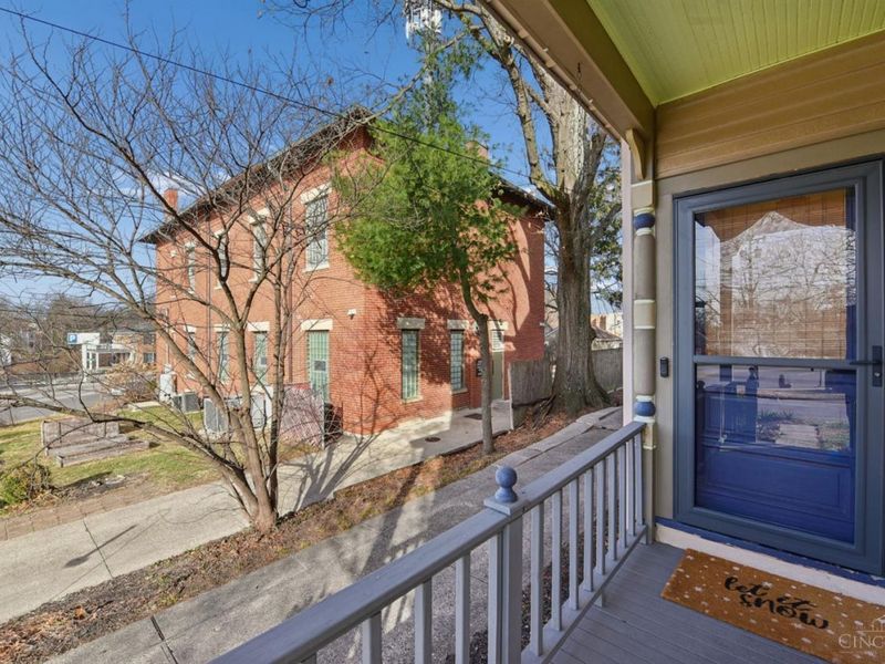 3028 Montclair Avenue, Cincinnati, OH 45211 Photo 2