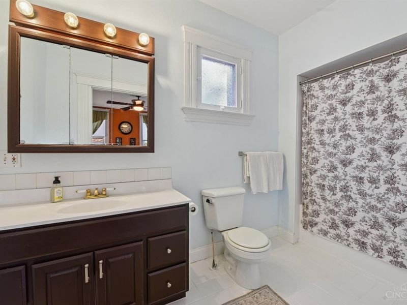 3028 Montclair Avenue, Cincinnati, OH 45211 Photo 21
