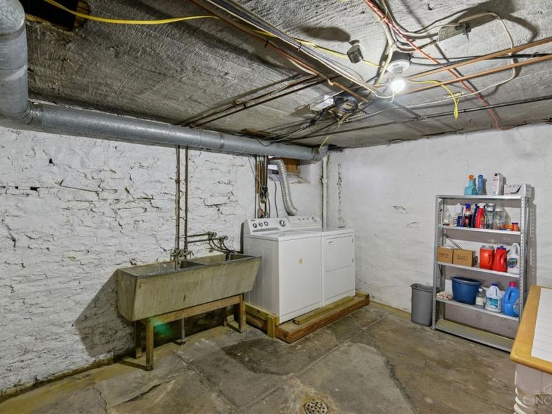 3028 Montclair Avenue, Cincinnati, OH 45211 Photo 34