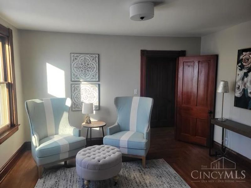 325 E Sharon Road, Glendale, OH 45246 Photo 14