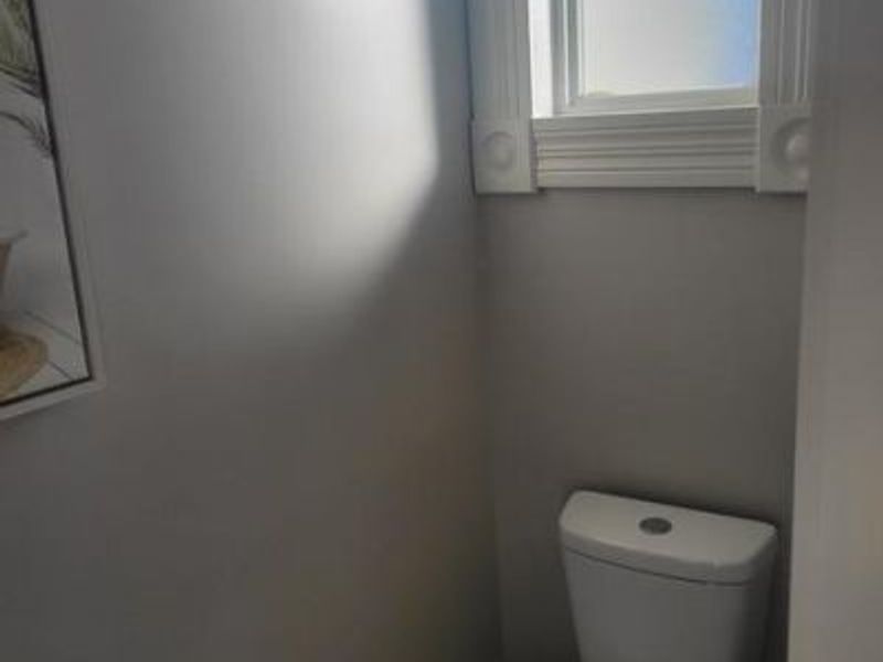 325 E Sharon Road, Glendale, OH 45246 Photo 9