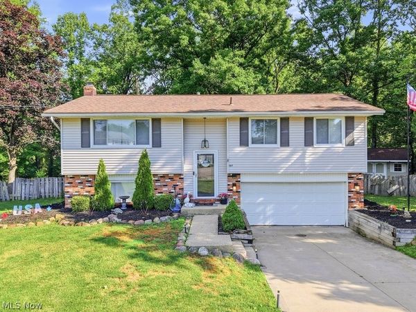 307 Washington Drive, Northfield, OH 44067