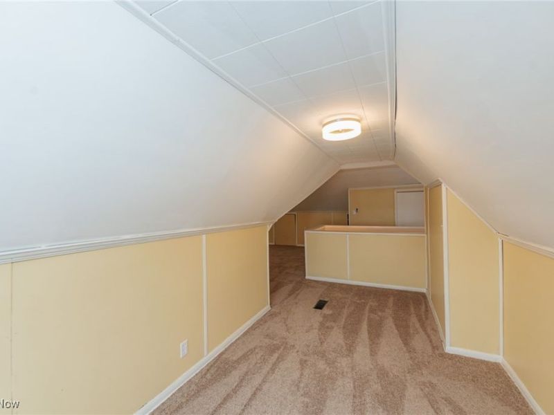 17001 Laverne Avenue, Cleveland, OH 44135 Photo 25