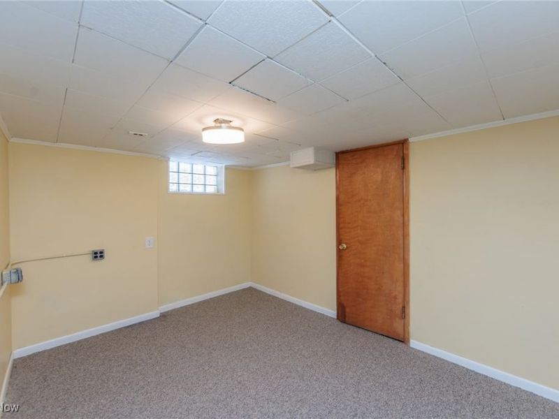 17001 Laverne Avenue, Cleveland, OH 44135 Photo 30