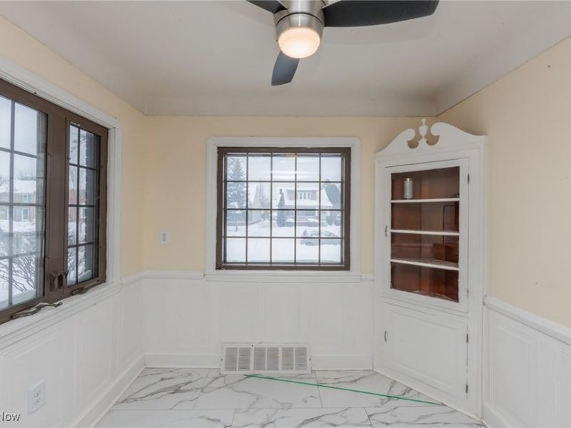 17001 Laverne Avenue, Cleveland, OH 44135 Photo 8