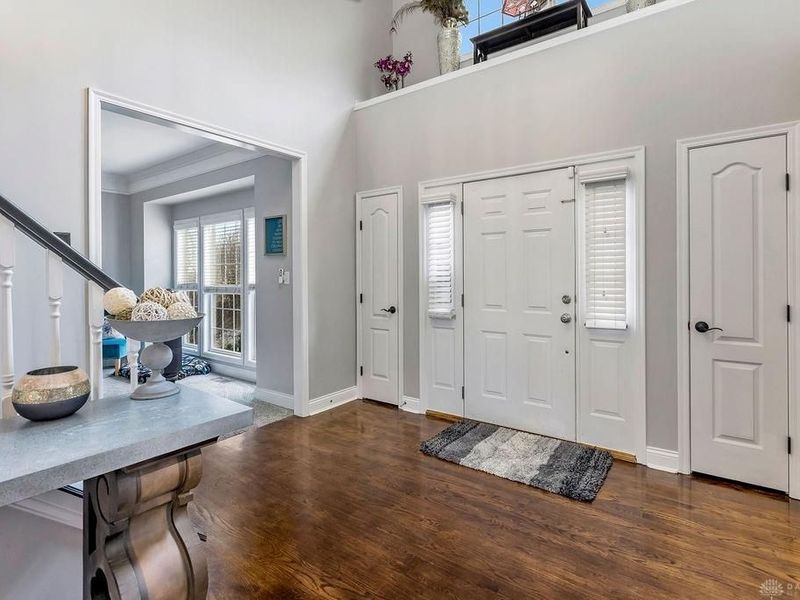 9740 Olde Georgetown, Dayton, OH 45458 Photo 2