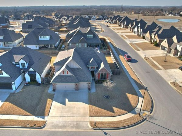 824 N 88th Street, Broken Arrow, OK 74014