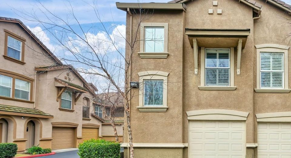5350 Dunlay Dr #2011, Unit 2011, Sacramento, CA 95835 Photo