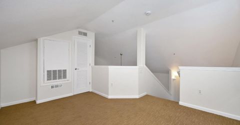 5350 Dunlay Dr #2011, Unit 2011, Sacramento, CA 95835 Photo