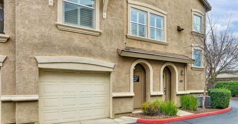 5350 Dunlay Dr #2011, Unit 2011, Sacramento, CA 95835 Photo