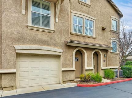 5350 Dunlay Dr #2011, Unit 2011, Sacramento, CA 95835 Photo