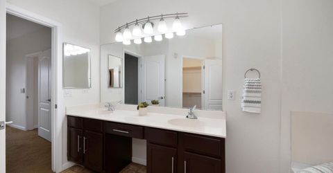 5350 Dunlay Dr #2011, Unit 2011, Sacramento, CA 95835 Photo