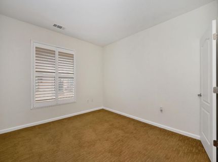 5350 Dunlay Dr #2011, Unit 2011, Sacramento, CA 95835 Photo