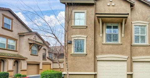 5350 Dunlay Dr #2011, Unit 2011, Sacramento, CA 95835 Photo