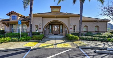 5350 Dunlay Dr #2011, Unit 2011, Sacramento, CA 95835 Photo