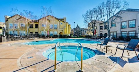 5350 Dunlay Dr #2011, Unit 2011, Sacramento, CA 95835 Photo