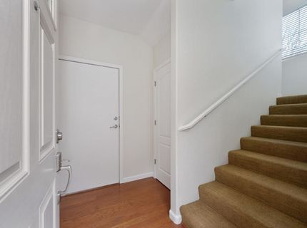 5350 Dunlay Dr #2011, Unit 2011, Sacramento, CA 95835 Photo
