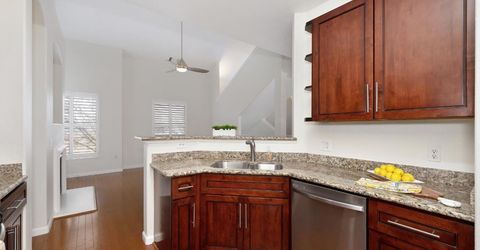 5350 Dunlay Dr #2011, Unit 2011, Sacramento, CA 95835 Photo
